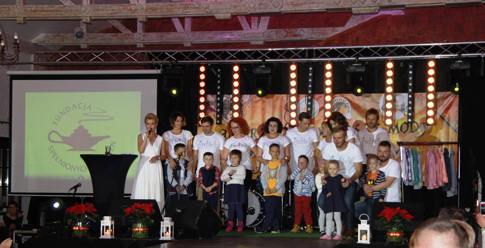 Andrzejkowy Pokaz Mody „Dzieci Dzieciom” w Bałtowie